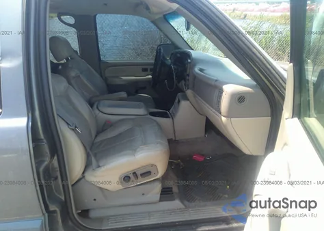 2002 Chevrolet Suburban Lt z USA, uszkodzony, nr VIN 1GNEC16Z82J193706